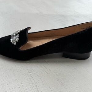 Adrienne Vittadini black velvet loafers embellished with crystals size 9